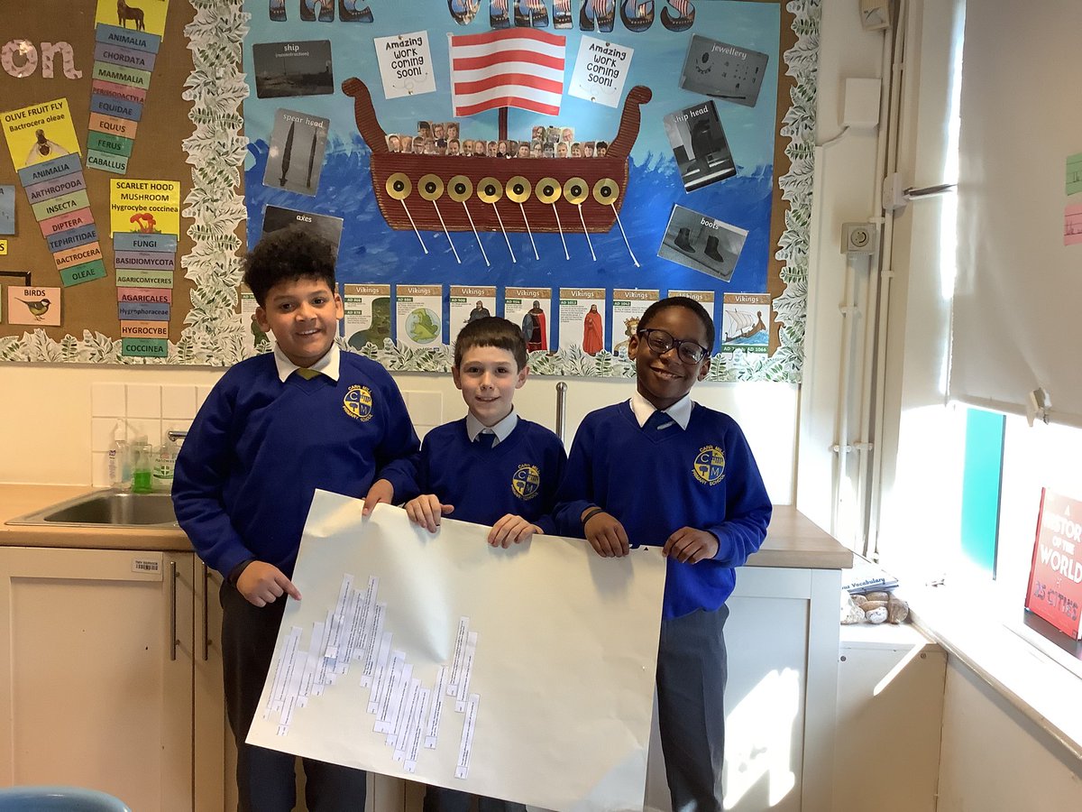 Miss Taylor tweet media