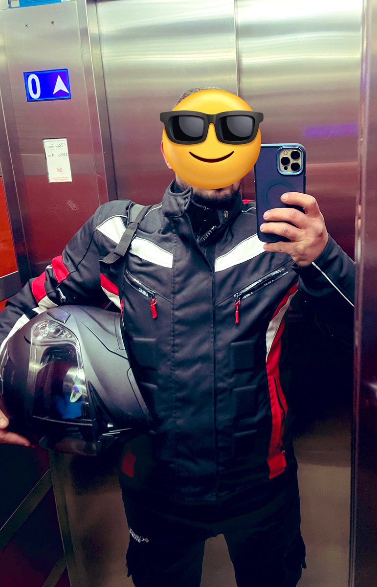 Sezon açıldı 🏍️😎🖤