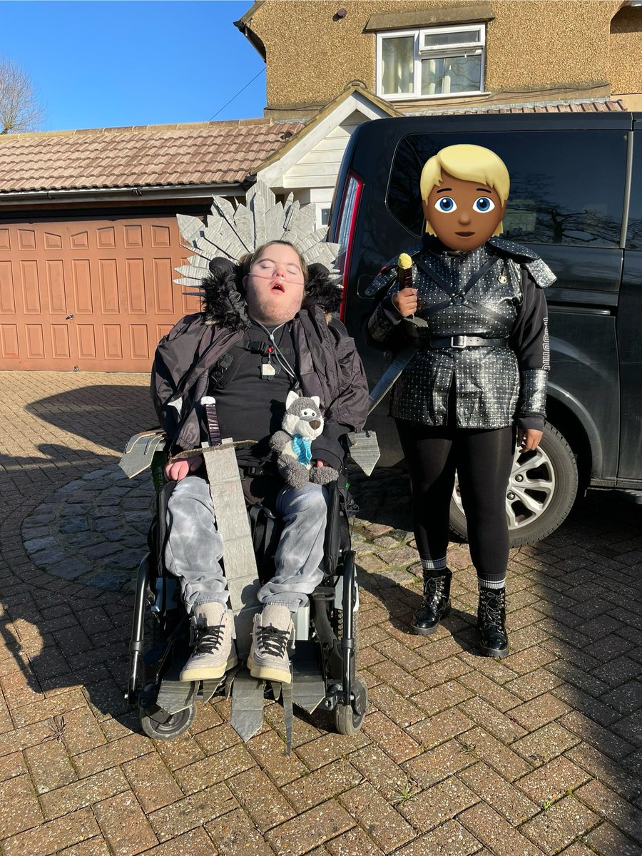 FINALLY enjoying #WorldBookDay #WBD with Liam and his nurse. Liam is Jon Snow of ‘A Song of Ice and Fire’ #ASOIAF, and his nurse is Brienne of Tarth. 
#GameOfThrones #GoT #JonSnow #KitHarrington #GwendolineChristie