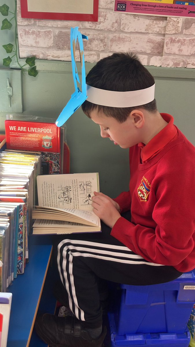 Chilling with a book on <a href="/WorldBookDayUK/">World Book Day UK 📚</a>