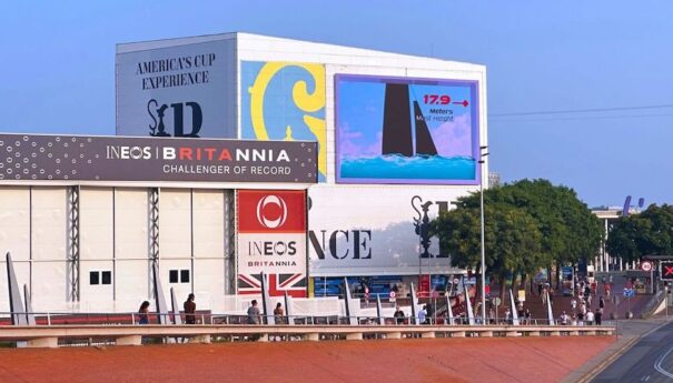 DigitalAVMag's tweet image. LG transforma visualmente Barcelona con la primera pantalla LED exterior de gran formato
digitalavmagazine.com/2025/03/06/lg-… @lgespana @ACExperienceYT @americascup  @led_dream #pantallaLedexterior #LEDOutdoor #simulación3D