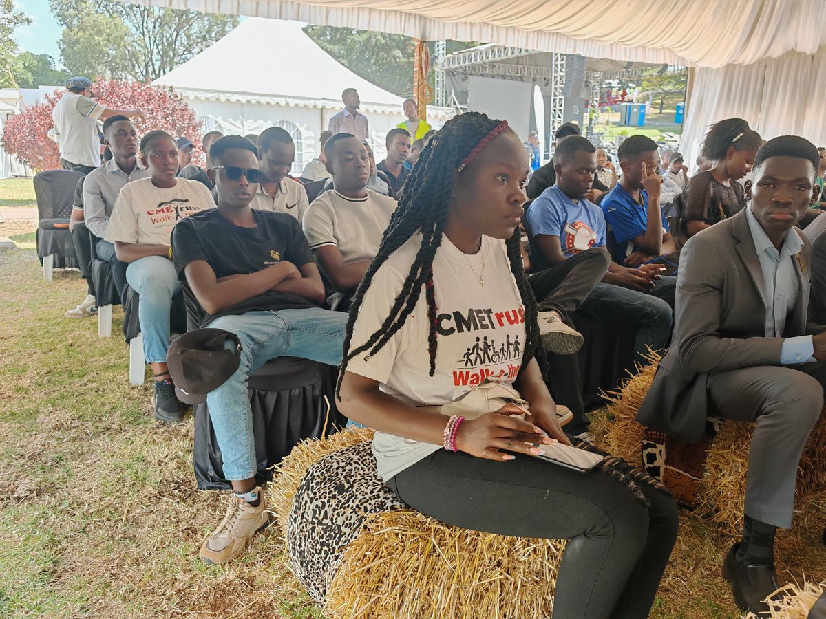The conversation on climate change ,women empowerment continue in the SDGs village at the@PDFestival😀💪2025.uku #form ni dialogue,,#come tubonge ,tunetwork na tulearn.
#SDG13.#climate action
#SDG5
#Wezeshakike