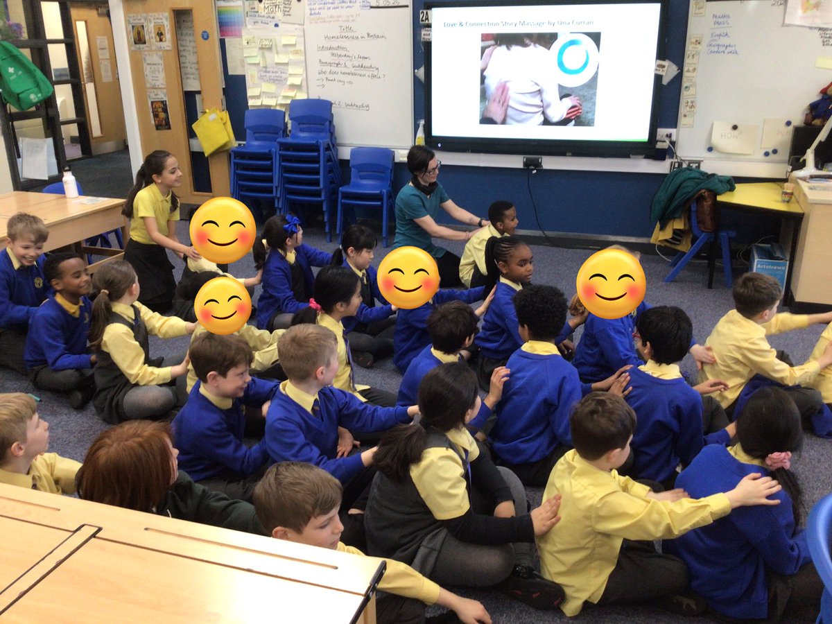 StMaryB17's tweet image. #Y4 enjoyed a very relaxing afternoon learning about the benefits of holistic therapy for #CareersWeek. #NCW2025 @CareersWeek