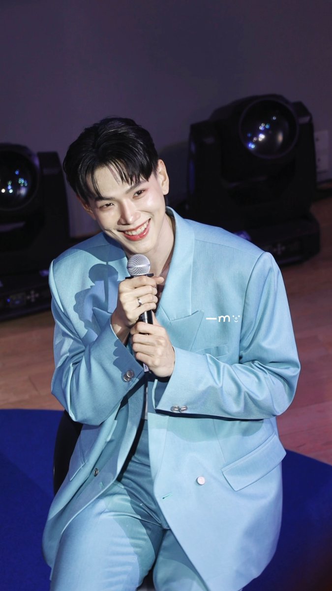 ccactusbby's tweet photo. ยกให้เป็นอีกหนึ่งประโยคน่ารักแห่งปี
🦖: ทุกคนจะเห็นว่าผมแบบว่า นุ่มฟูขึ้นใช่มั้ยฮะ *ยิ้มหวาน*
// ㅠㅠㅠㅠㅠㅠㅠㅠㅠㅠㅠㅠㅠน่ารักมากกกก หัวใจอุ๋ร่างนุ่มฟุสุดๆ 🤏🏻
#DSCxDAOU @oueiija
#ต้าห์อู๋ #DAOU #oueiija https://t.co/Ir8gamM4dm