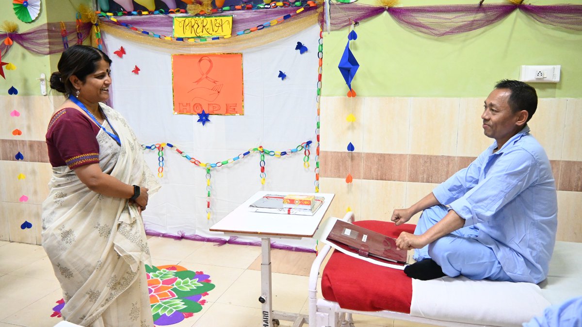 suryacommand's tweet image. #IndianArmy
#SuryaCommand 

#Prerna is a cancer support group in the Indian Army. The Prerna Volunteers  provide social and emotional support to cancer patients and their caregivers. It also raises public awareness about cancer prevention and early diagnosis.

Mrs Ruchira