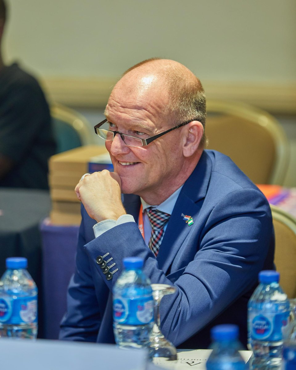 Netherlands 🇳🇱 in Nigeria 🇳🇬 tweet media