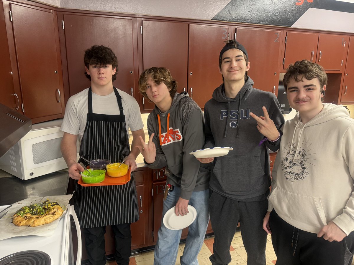 Mardi Gras celebration in the food's classes!  #kentriderpride @kentschools