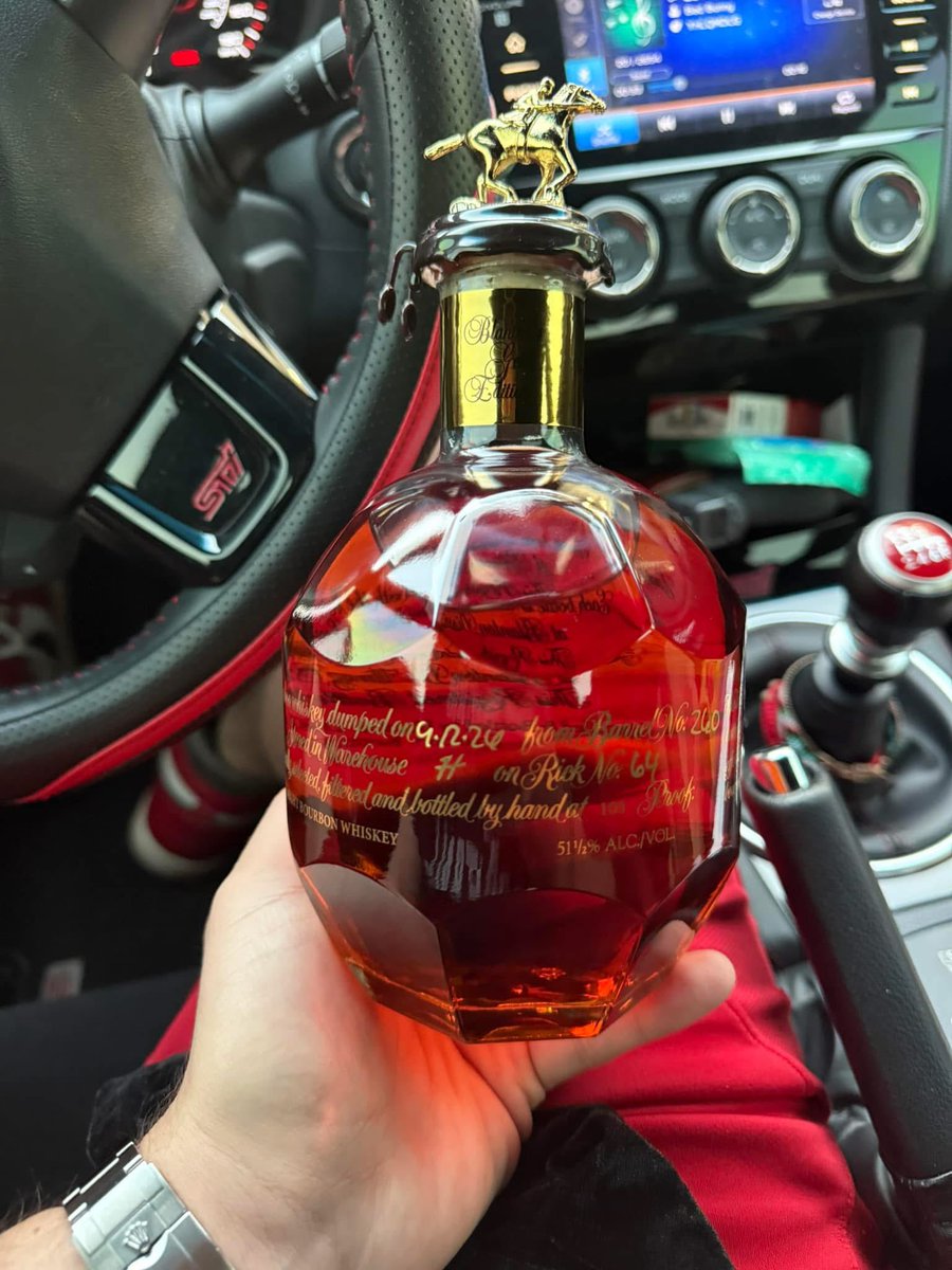 Bottle is from the future.. 🐎