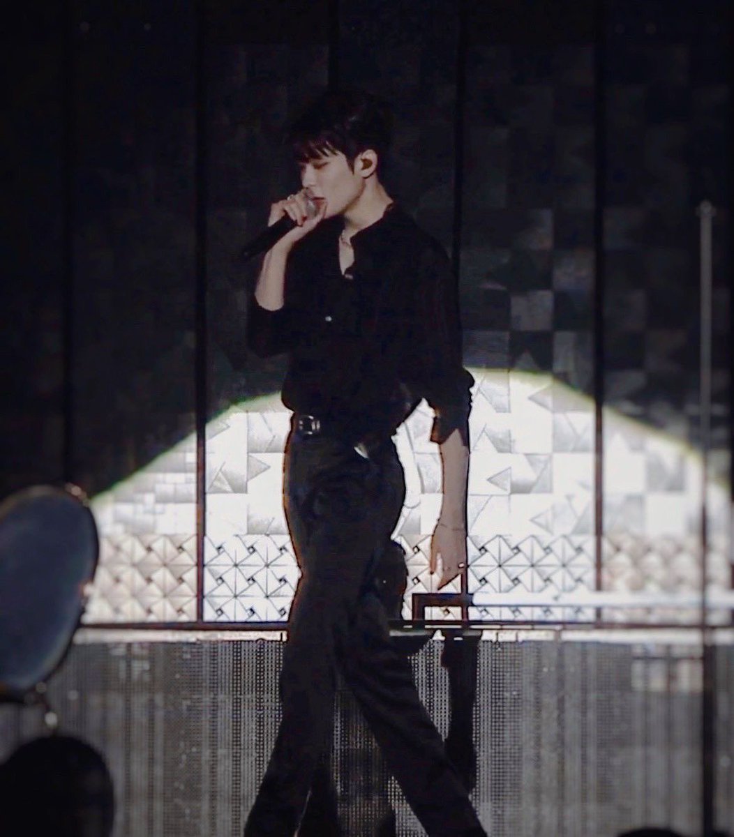 𖤐ﾟ (@_oo214) on Twitter photo 