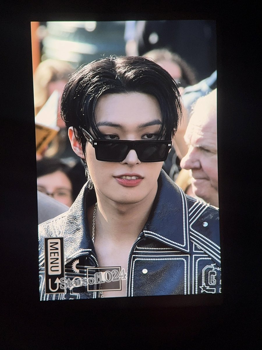 Starsof1024's tweet image. 250306 

파리 패션위크 데뷔⋆ ★ *･ﾟ☆

#민기 #송민기 #에이티즈 
#OFFWHITE #ParisFashionWeek2025 
#SONGMINGI @OffWht