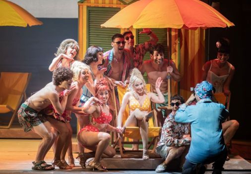 I favolosi anni 60....con il   musical "SAPORE DI MARE, dal film di Vanzina, a Roma,  Teatro Olimpico, dal 12 al 23 marzo,  con   le più belle canzoni italiane 
Su  Ballareviaggiando.it ballareviaggiando.it/2-uncategorise…