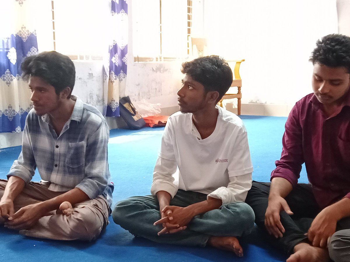 নড়াইল জেলা শিল্প কলা একাডেমিতে সাইবার বুলিং নিয়ে সচেতনতা মূলক একটি শেষন সম্প্রতি অনুষ্ঠিত হয়েছে। এই অনুষ্ঠানটি পরিচালনা করেন চেইঞ্জ মেকার আশিকুর রহমান সৌরভ। অনুষ্ঠানের মাধ্যমে সাইবার বুলিং সম্পর্কে সচেতনতা বৃদ্ধি এবং এর নেতিবাচক প্রভাব সম্পর্কে আলোচনা করা হয়।