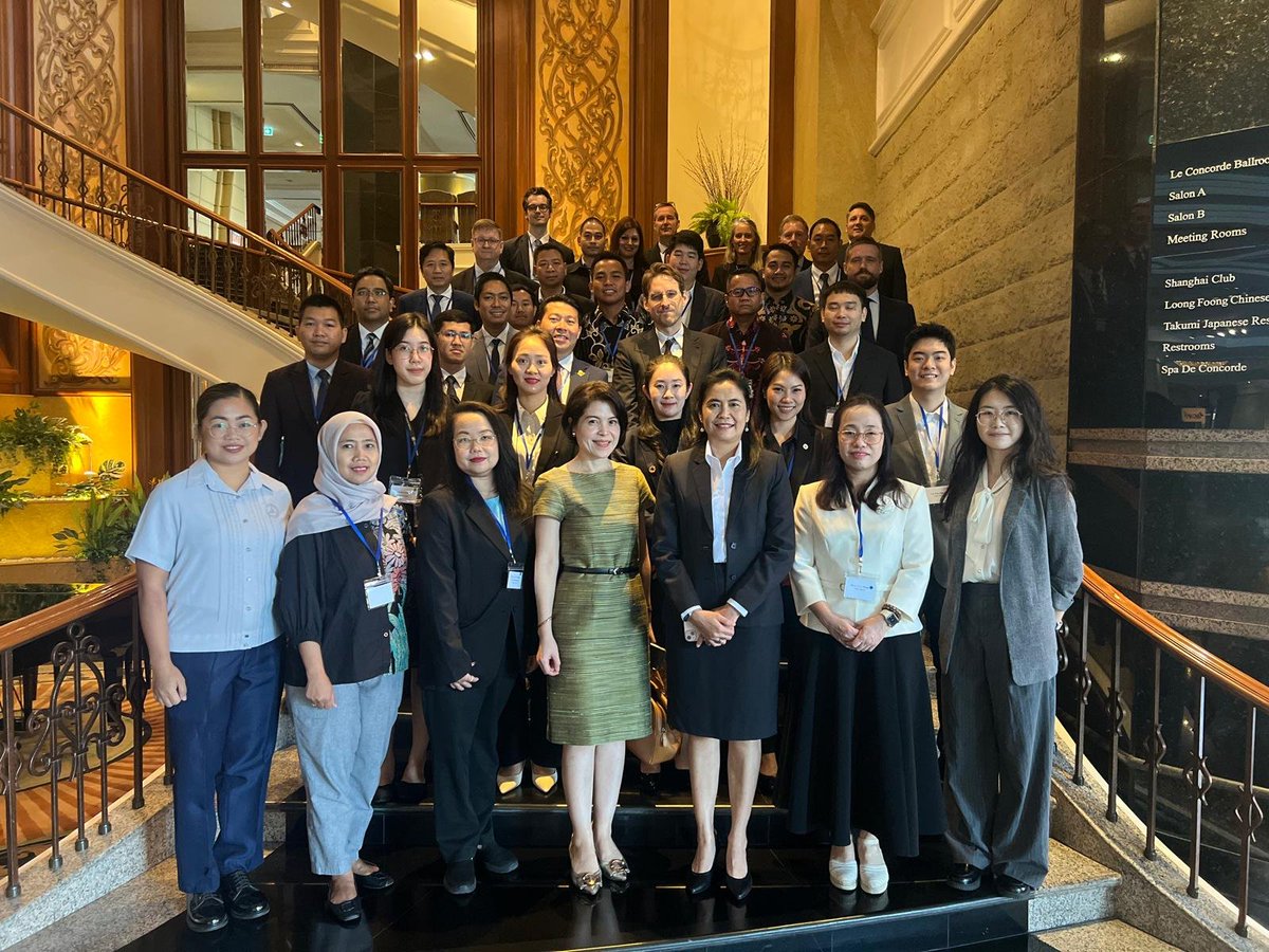 UNODC_TPB's tweet photo. Last week @UNODC_TPB &amp; @UNODC_WCO_CCP held a TTX for frontline officers from🇰🇭🇮🇩🇱🇦🇵🇭🇹🇭🇻🇳 to strengthen operational implementation of #ICSANT. The event was co-hosted by 🇹🇭 and funded by 🇨🇦, in cooperation with @INTERPOL_CBRNE.
#Nuclearsecurity
#Bordersecurity
#UNODC_CBRN https://t.co/7hauxCWgGF