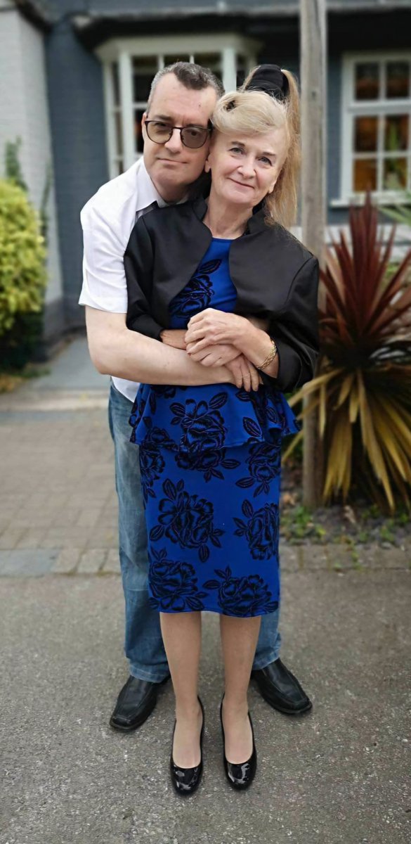 GrannyJanka's tweet photo. He is 49 and Im 77. Love story to create #granny #dating #Dating_Avalible_now https://t.co/xl3HVwsM1d