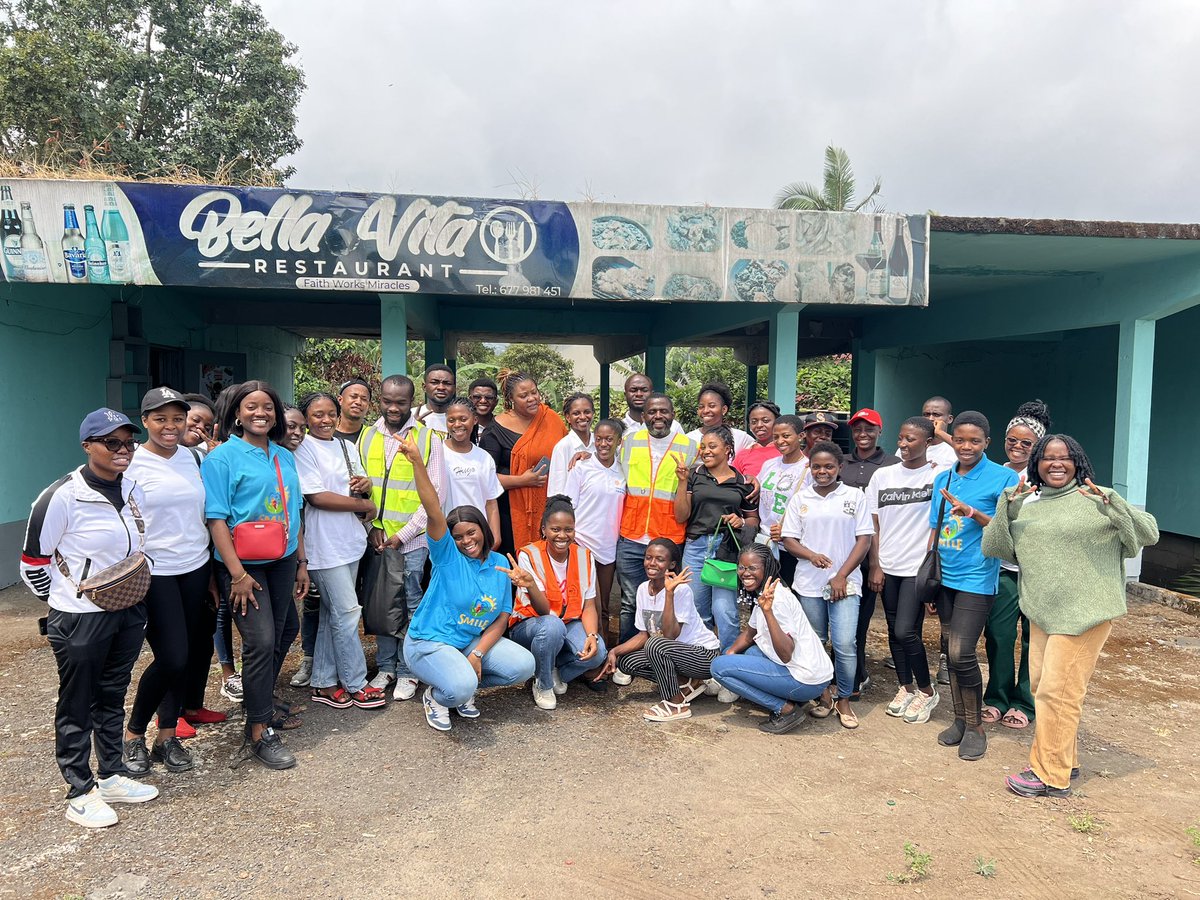 FynSimi's tweet image. Leadership is Service and I love it this way.
Sashes down, tools up for the Launching of "Clean Cities Competition" by the Ministry of Housing and Urban Development, launched by the Secretary General of The Governor’s Office, SW Region Cameroon, on behalf of H.E the Governor