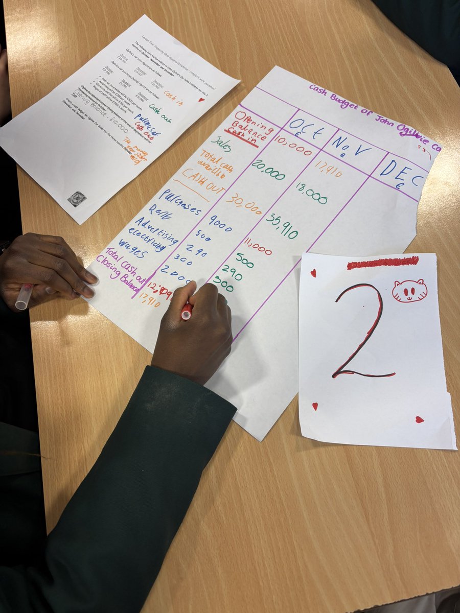 Mrs Queen tweet media