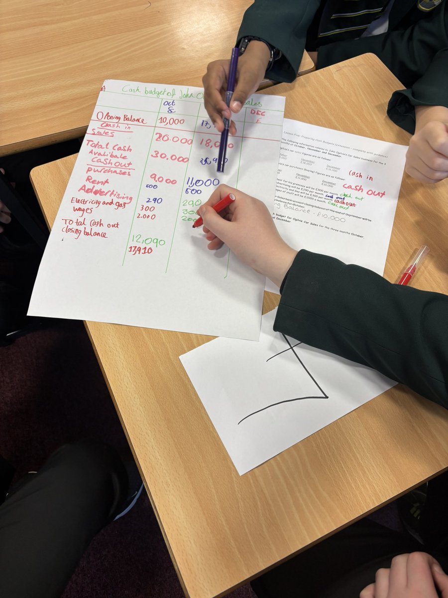 Mrs Queen tweet media