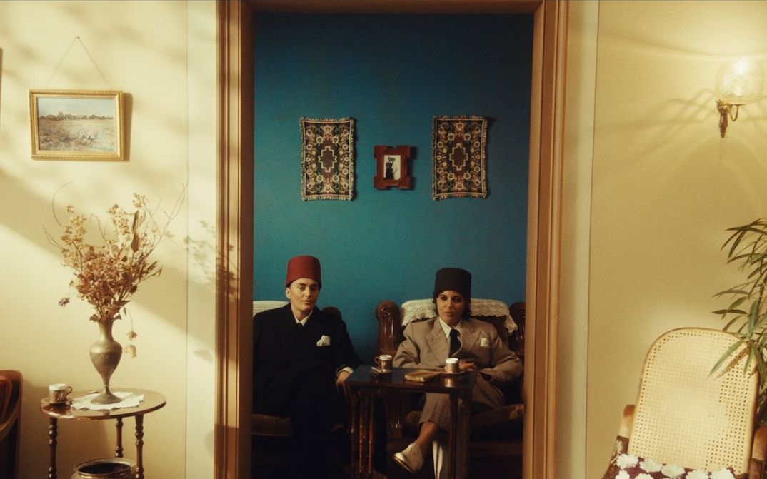 C’est le retour #EcransMixtes, festival lyonnais de cinéma queer ✨
Nous sommes fiers de voir 3 courts-métrages #MoreFilmsForFreedom sélectionnés 
🔸𝐒𝐡𝐞𝐞 de Lia Campbell 📸1
🔹𝐍𝐞𝐨 𝐍𝐚𝐡𝐝𝐚 de May Ziadé 📸2
🔸𝐁𝐚𝐛𝐚 d’Adam Ali et Sam Arbor 📸3

▶️festival-em.org