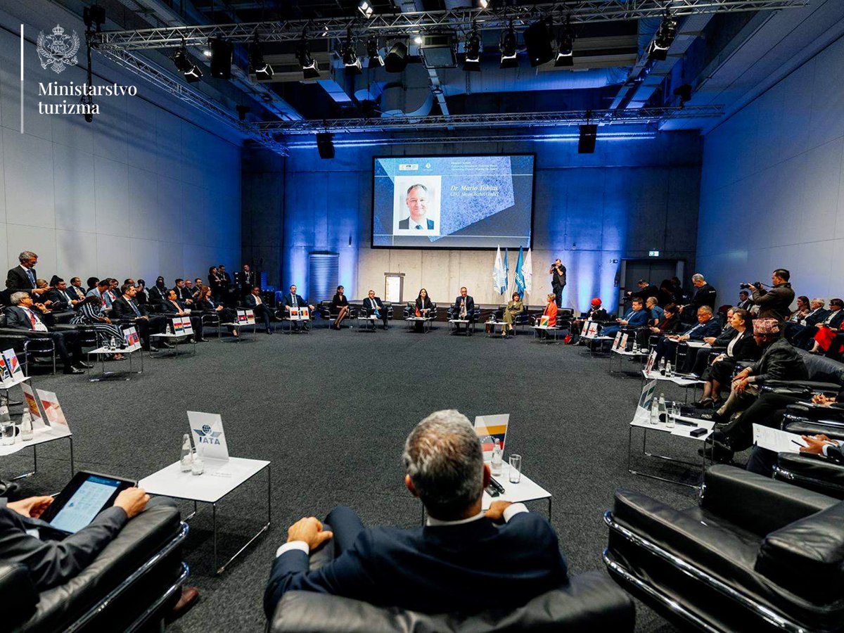 turizam_cg's tweet image. 🔵Ministarski samit u Berlinu je platforma koju organizuje ITB Berlin i UN Tourism, a na kojoj se istražuju rješenja, zasnovana na investicijama u turizmu, za ekonomsku otpornost, mir i održivost.

Detaljnije na linku: gov.me/clanak/kordic-…