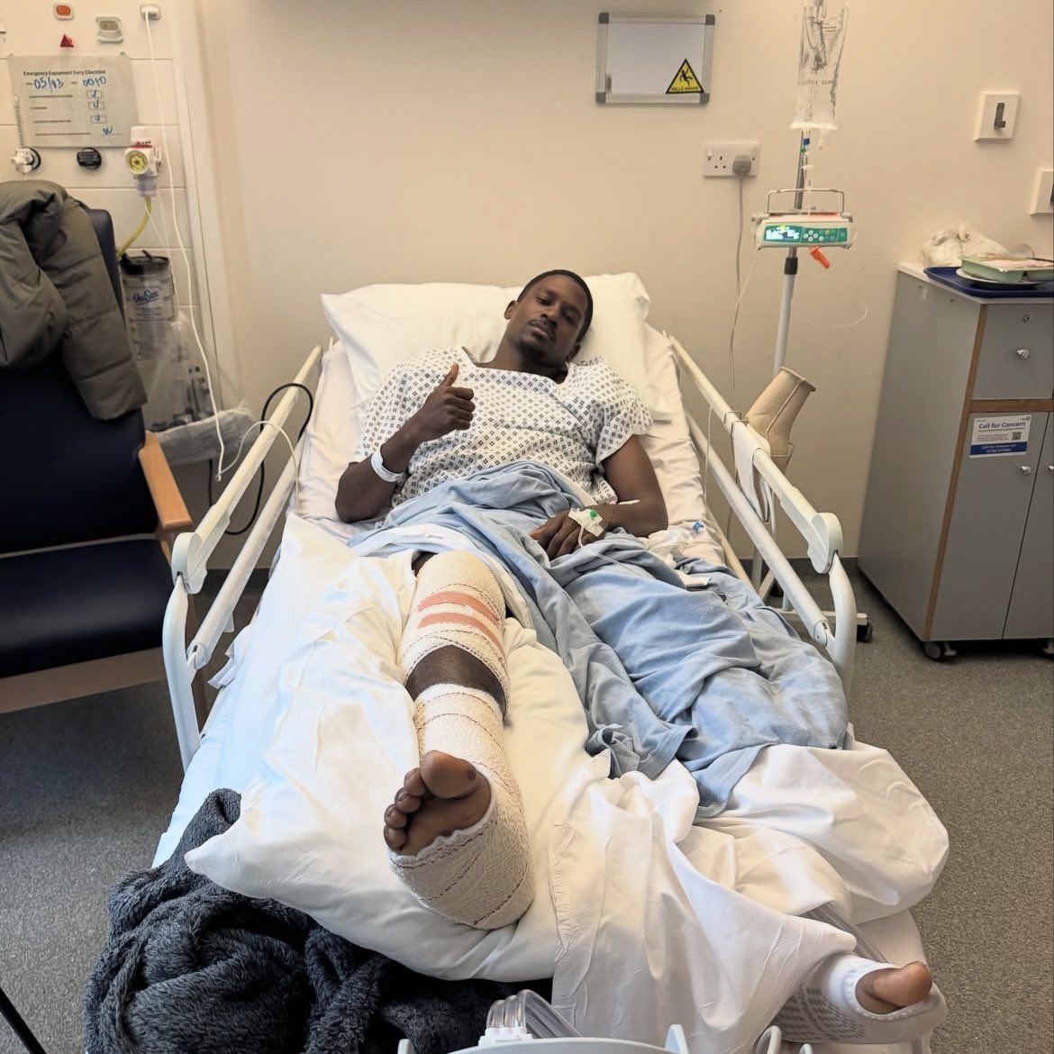 Crewe Alexandra (@crewealexfc) on Twitter photo An update on <a href="/Shilowt_/">Shilow Tracey</a> โค๏ธ
Shilow Tracey underwent a successful operation on a broken leg yesterday.
The forward is in good spirits and already thinking about his recovery.
Weโd like to thank everyone for their messages of support.
#CreweAlex An update on <a href="/Shilowt_/">Shilow Tracey</a> โค๏ธ
Shilow Tracey underwent a successful operation on a broken leg yesterday.
The forward is in good spirits and already thinking about his recovery.
Weโd like to thank everyone for their messages of support.
#CreweAlex