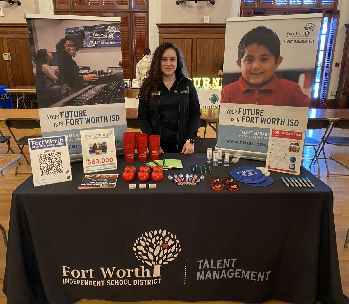Thank you <a href="/UTAustin/">UT Austin</a> College of Education for having us! 💫
Be the teacher who makes a difference every day. Join FWISD! fwisd.org/careers