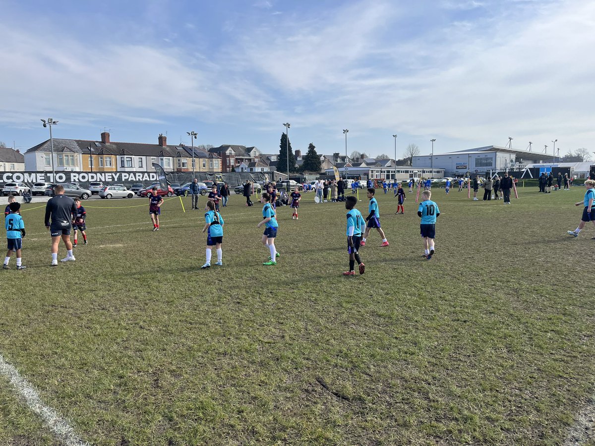 Monnow Primary School tweet media