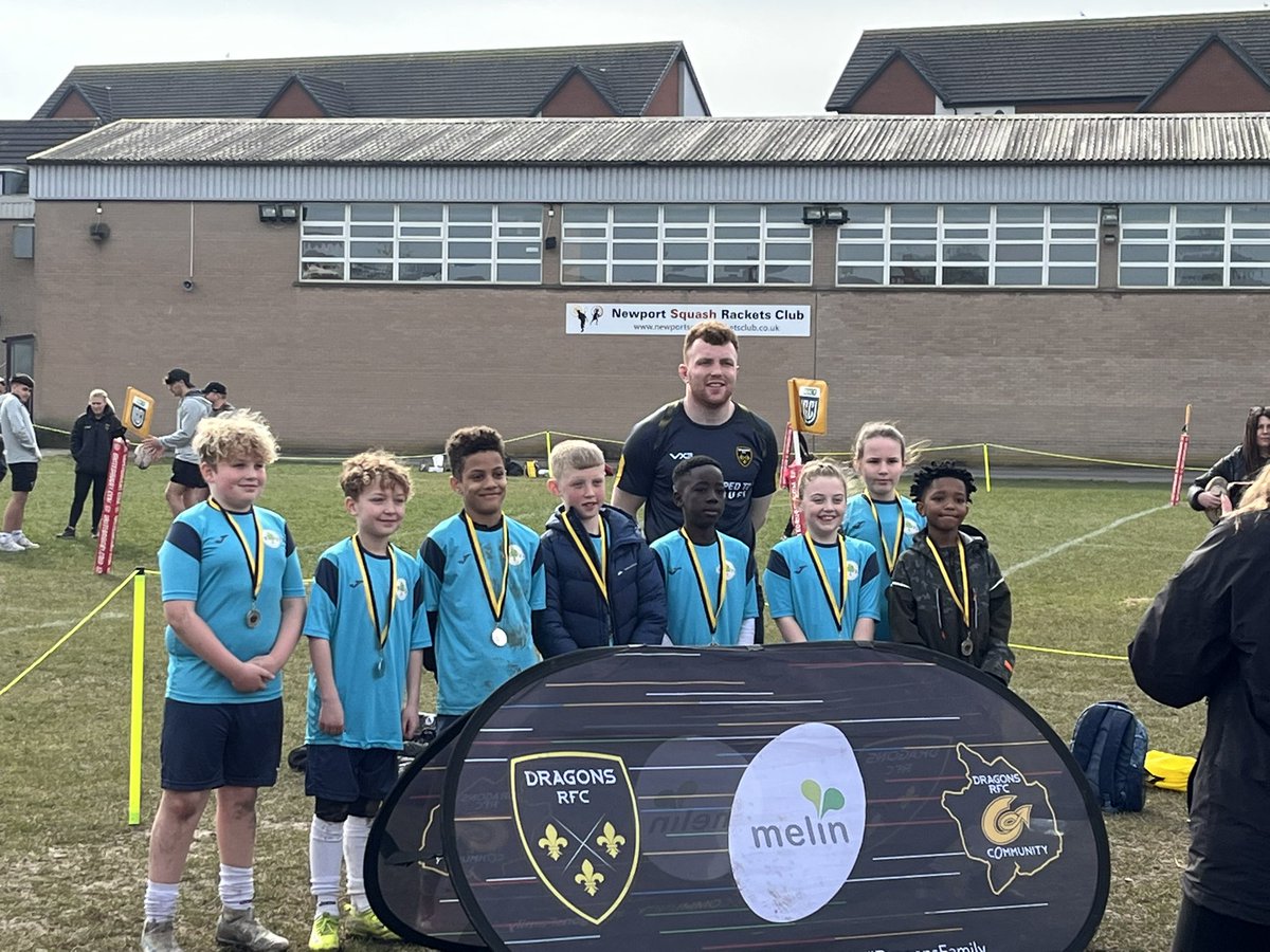 Monnow Primary School tweet media