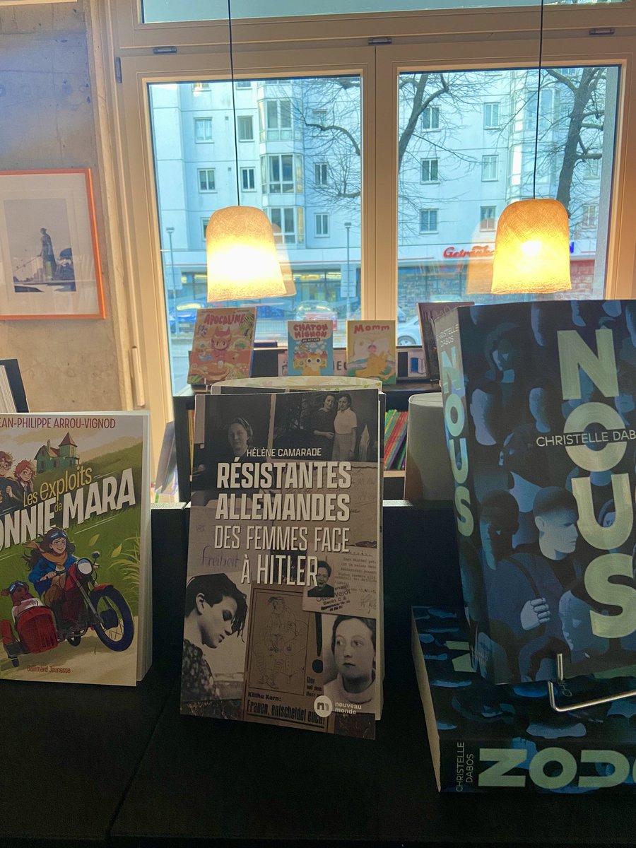 Même à Berlin, on peut trouver « Résistantes allemandes » en rayon. C’est à la librairie Grenier à bulles à Schöneberg.
