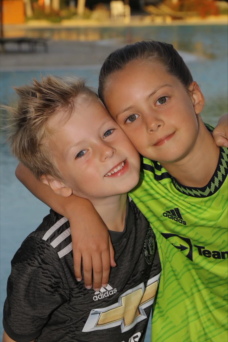 Kendal United are devastated to learn of the death of our much loved player Poppy Atkinson. Poppy’s love for football shone through to all who met her and she was an inspiration to her team mates. 

We had the honour of Poppy choosing to play for Kendal United U12 girls team.