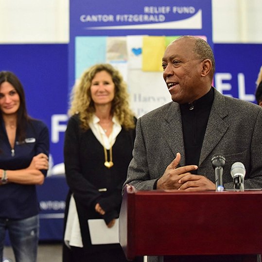 CantorRelief's tweet image. We were saddened to hear about the passing of Congressman Sylvester Turner. He was a dedicated leader who tirelessly served his community in Houston. His support assisted the Cantor Fitzgerald Relief Fund's distribution of approximately $5 million to 5,000 families with young…
