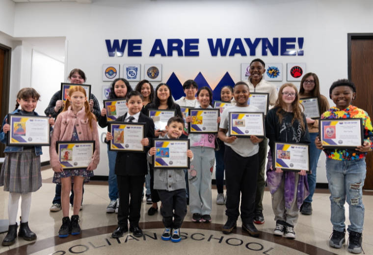 Congrats to our talented student artists who were recognized at our annual Superintendent's Art Competition and to Violeta Sandoval (Bridgeport) and Sienna Phelps (Chapel Hill), the overall winners. Stop by the Education Center to enjoy the artwork!
@BPEKNIGHTS <a href="/CHCPrinc_Renaud/">Mr Renaud</a>