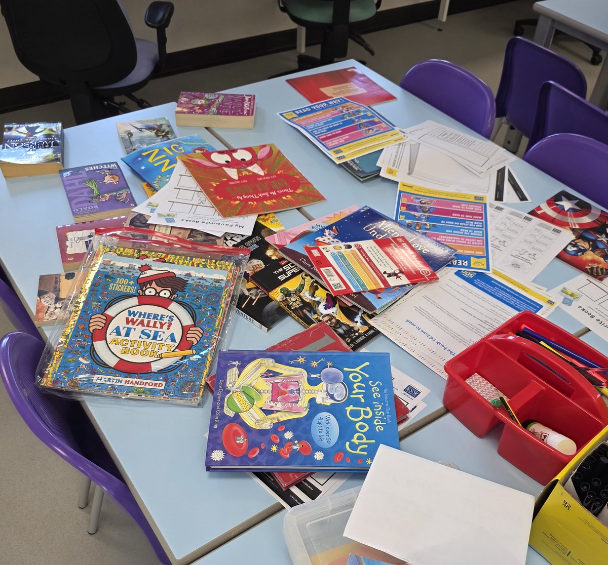 Sunflower House (@sfhalderhey) on Twitter photo Happy World Book day from our staff at Sunflower House π»
π§Έππ§ββοΈπͺπ¦
Thank you to the teachers for the amazing selection of books in class today! π <a href="/sandfieldschool/">Sandfield Park</a>
<a href="/AlderHey/">π₯ Alder Hey π</a>
#SFHπ»
#worldbookday2025 Happy World Book day from our staff at Sunflower House π»
π§Έππ§ββοΈπͺπ¦
Thank you to the teachers for the amazing selection of books in class today! π <a href="/sandfieldschool/">Sandfield Park</a>
<a href="/AlderHey/">π₯ Alder Hey π</a>
#SFHπ»
#worldbookday2025
