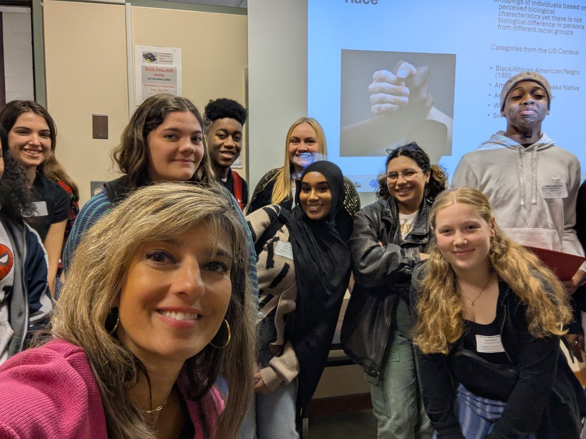 drsumaracase's tweet image. Activating dreams and unlocking potential today at the Careers in Education conference today at St. John Fisher!