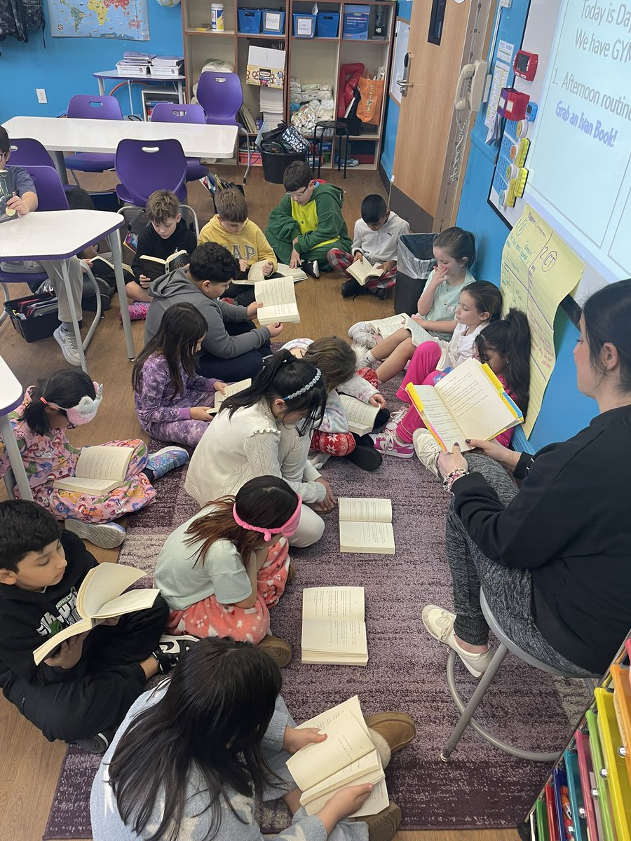 Never too old to read on the carpet…..especially when it’s “The One and Only Ivan”!!!! 🙌🏻❤️ We are LOVING our unit chapter book right now! <a href="/MsTutrone/">MsTutrone</a> <a href="/Mrs_Lucito/">Maggie Lucito</a>