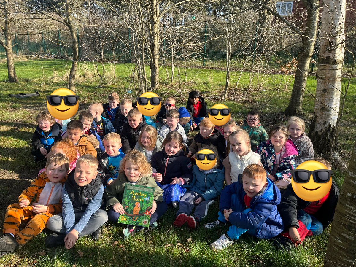 GCPSReception's tweet image. We set off on an exciting story adventure, traveling through the sea, the beach, Antarctica, the woods, and even into space! At each stop, we read a story that brought the setting to life. @GreenfieldsCPS