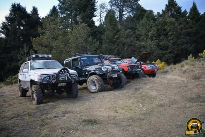 Los buenos momentos y los buenos amigos jamás se olvidan, saludos y excelente Jueves!!!

#PasionJeepera #4x4 #4x4Mexico #OffRoad #Jeeperos #Jeepear #TodoTerreno #Rutas4x4 #ActitudJeepera #SoyJeepero #Calendario4x4 #Aventura4x4 #Competencias4x4 #4x4LifeStyle #Jeep #JeepLifeStyle