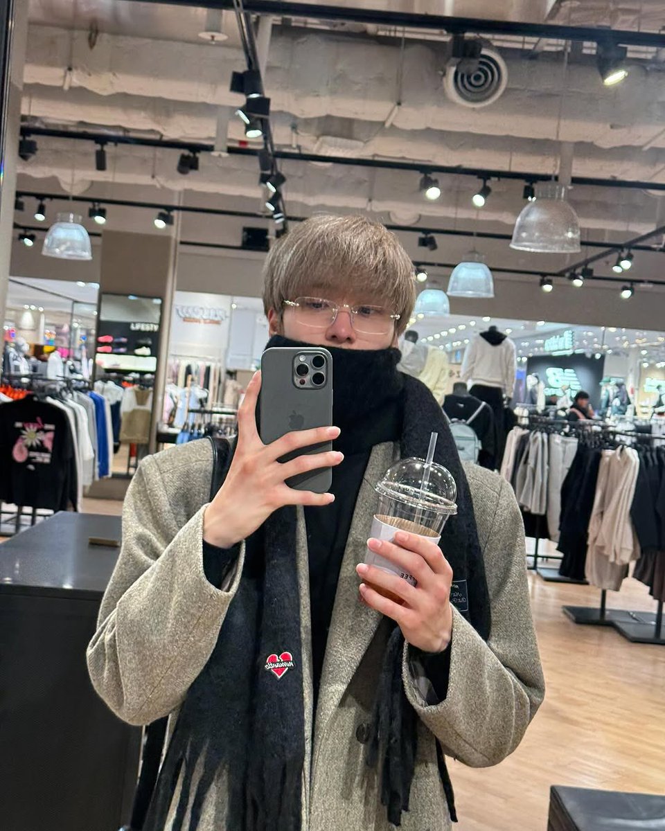 1024updates's tweet photo. [📷] 250306 | YUNHO

#ATEEZ #에이티즈 #YUNHO https://t.co/fltjj10of2