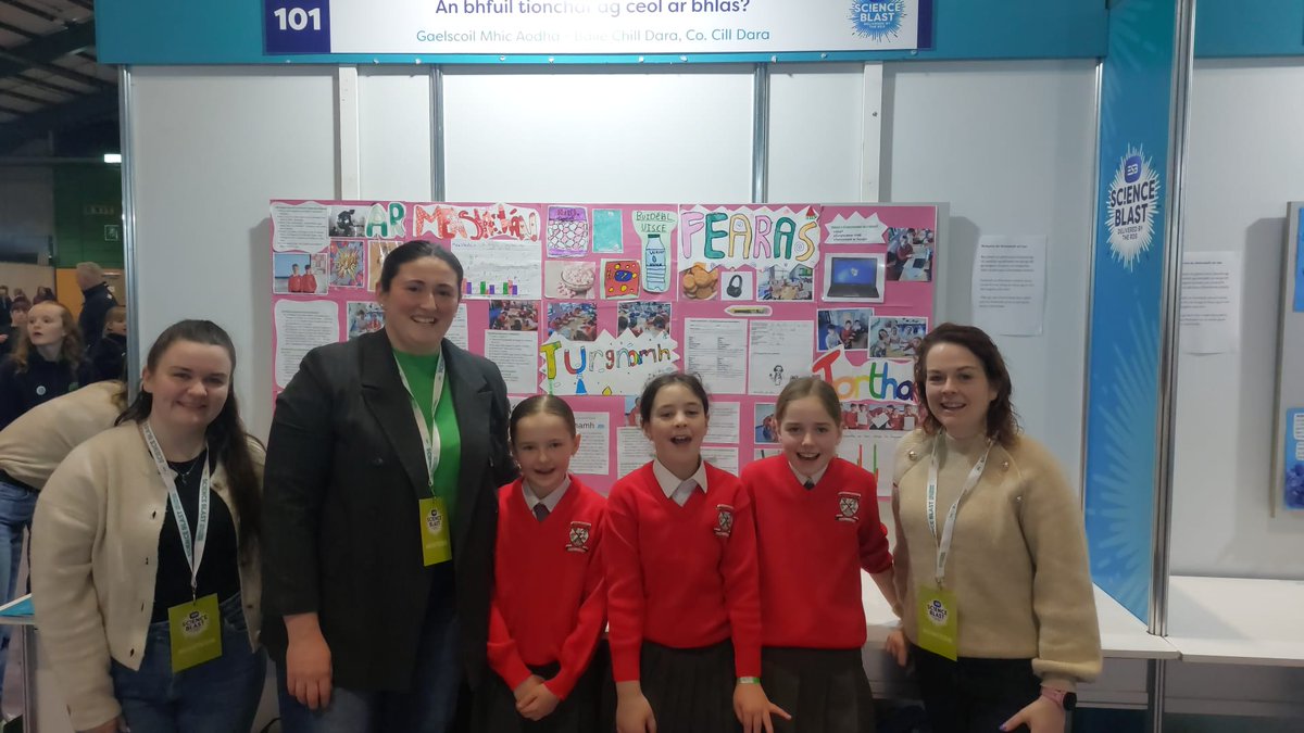 An Foras Pátrúnachta (@afpatrunachta) on Twitter photo Roinnt dár scoileanna le feiceáil ag <a href="/esbscienceblast/">ESB Science Blast</a> inniu 🧪🔬📊🦠
<a href="/GaelscoilA/">Gaelscoil Áine</a>
<a href="/GSBB_Sord/">Gaelscoil Bhrian Bóroimhe</a>
<a href="/gsliosnanog/">Gaelscoil Lios na nÓg</a>
<a href="/AodhaMhic/">Gaelscoil Mhic Aodha</a>
#ScienceBlast2025 #BleaistEolaíochta2025 #SeachtainNaGaeilge #SnaG2025 Roinnt dár scoileanna le feiceáil ag <a href="/esbscienceblast/">ESB Science Blast</a> inniu 🧪🔬📊🦠
<a href="/GaelscoilA/">Gaelscoil Áine</a>
<a href="/GSBB_Sord/">Gaelscoil Bhrian Bóroimhe</a>
<a href="/gsliosnanog/">Gaelscoil Lios na nÓg</a>
<a href="/AodhaMhic/">Gaelscoil Mhic Aodha</a>
#ScienceBlast2025 #BleaistEolaíochta2025 #SeachtainNaGaeilge #SnaG2025