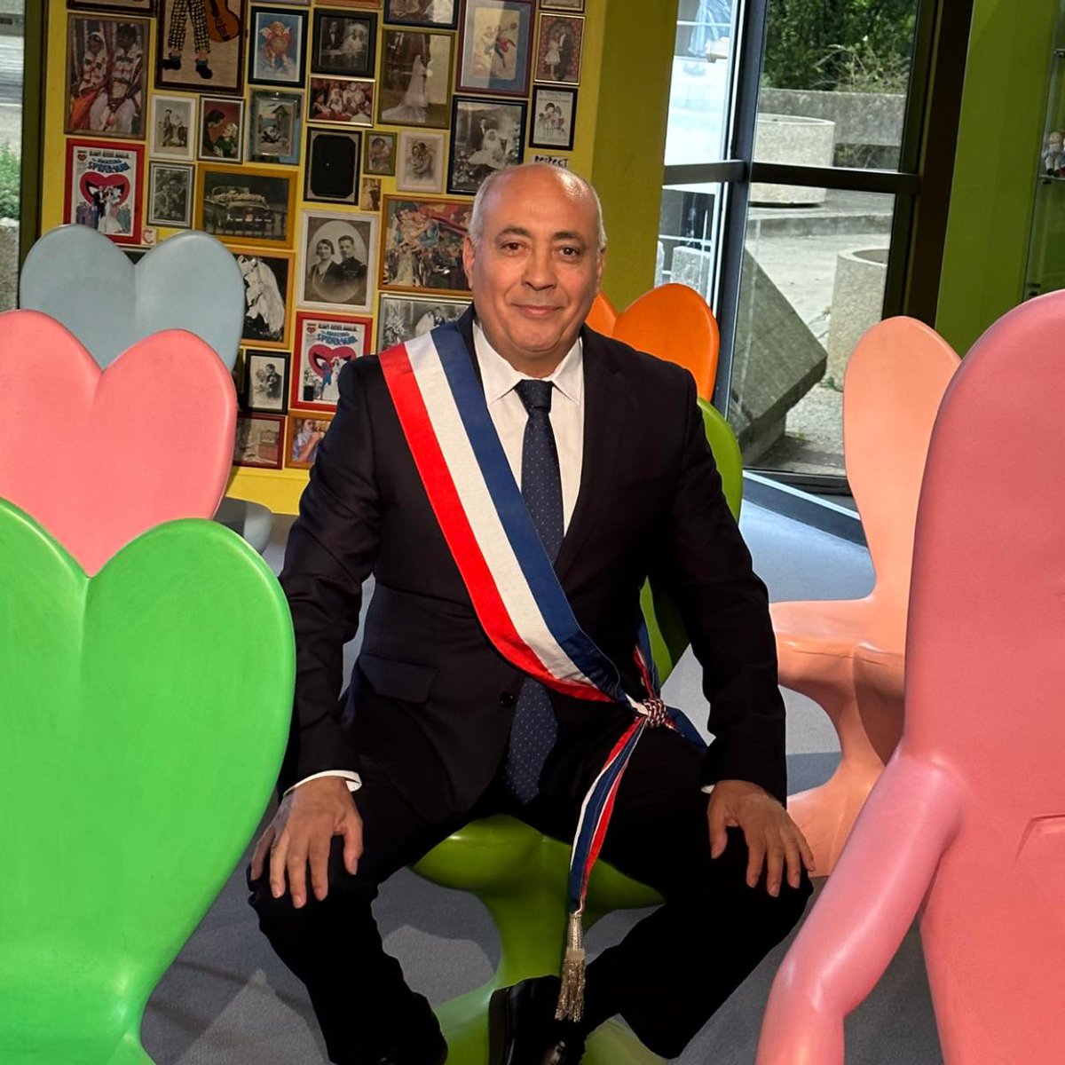 F_Desouche's tweet image. Bobigny (93) : Le fils du maire Abdel Sadi en garde à vue pour trafic de stupéfiants
 fdesouche.com/2025/03/06/bob…