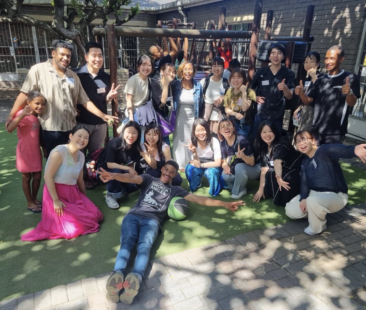 EDU Africa (@edu__africa) on Twitter photo This week, we welcomed <a href="/SophiaUniv_ENG/">Sophia University</a> for their “Learn from South Africa” program! 🇿🇦
#EDUAfrica #AfricaMyClassroom #StudyAbroad #InternationalEducation #SouthAfrica This week, we welcomed <a href="/SophiaUniv_ENG/">Sophia University</a> for their “Learn from South Africa” program! 🇿🇦
#EDUAfrica #AfricaMyClassroom #StudyAbroad #InternationalEducation #SouthAfrica