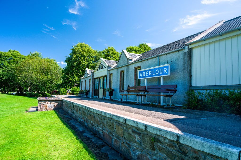 Stay a While in Aberlour ✨ #EscapeYourEveryday

With its rich history, incredible food, and stunning riverside setting, Aberlour is the perfect place for a few days away. 
aberlourholidayhomes.co.uk

📌 - Aberlour
📷 - Aberlour Holiday Homes