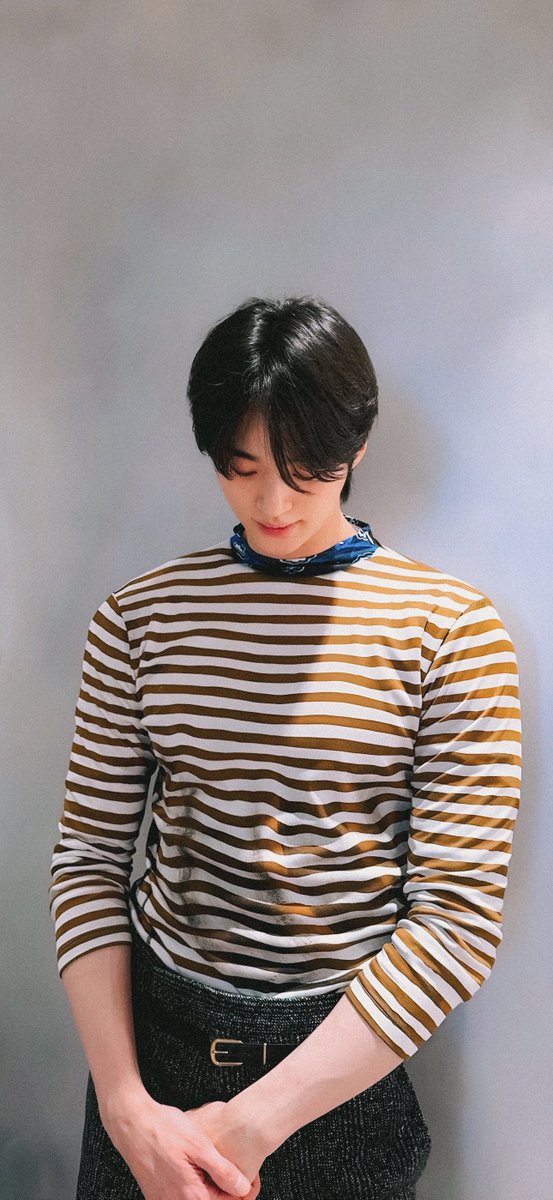 250305 VARO Instagram

WooSeok in Milan👞🪩

#변우석 #ByeonWooSeok 
#폰배경 #변우석폰배경 #벼누서기폰배경 
#wallpaper #lockscreen