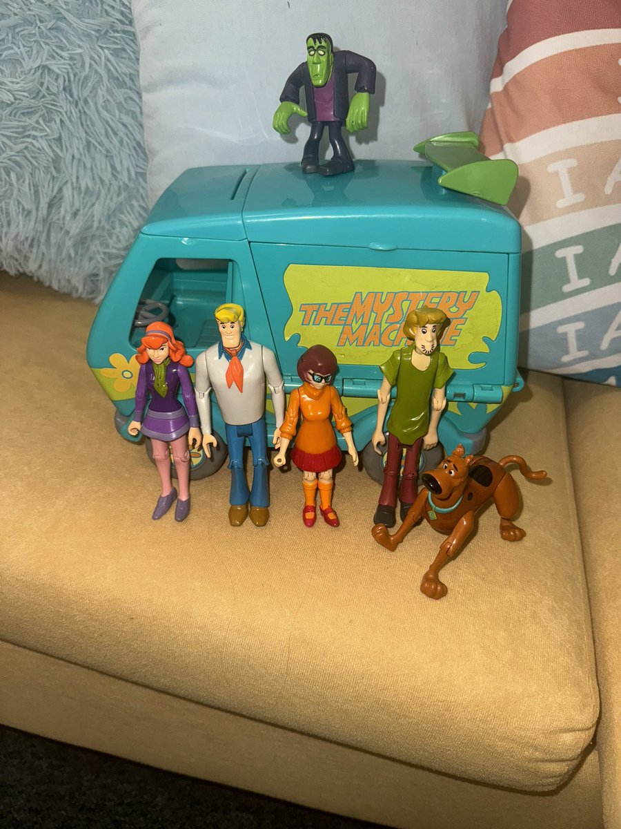 Scooby-Doo, where are you? 

Our ASN Port spaces; The Harbour, Haven &amp; Lighthouse focused on Scooby Doo as part of the ASN Faculty’s theme of Mystery for #WorldBookDay 🔍📚

A big thank you Mrs Edwards &amp; Mrs Brown for creating great door displays 🌟 
<a href="/GrangemouthHS/">Grangemouth HS</a> <a href="/LighthouseGhs/">GHS_Lighthouse</a>