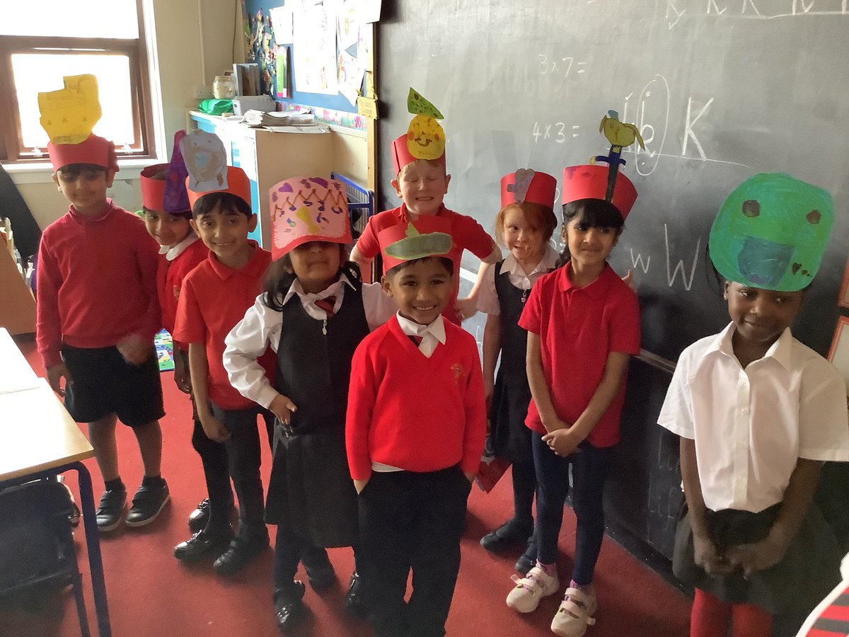 stfrancisp2's tweet photo. Our hat parade https://t.co/oeJeggVXPd