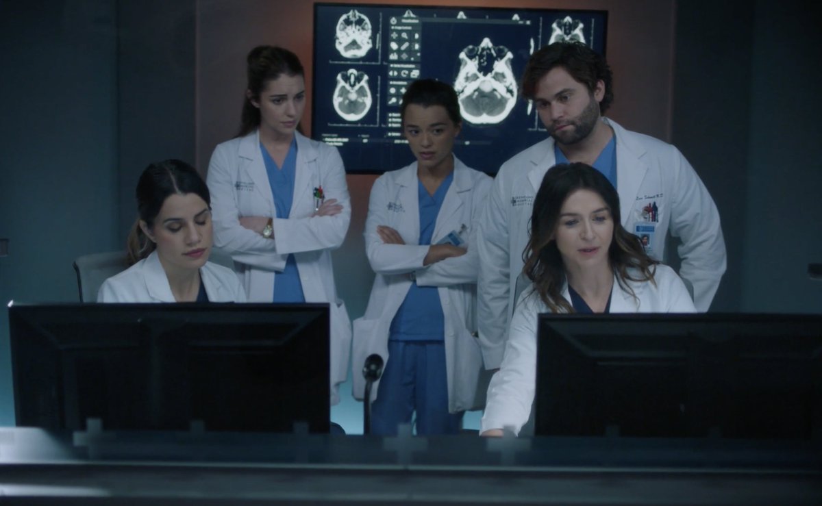mariavcmx's tweet image. I think we moved on too fast from #GreysAnatomy doing this.