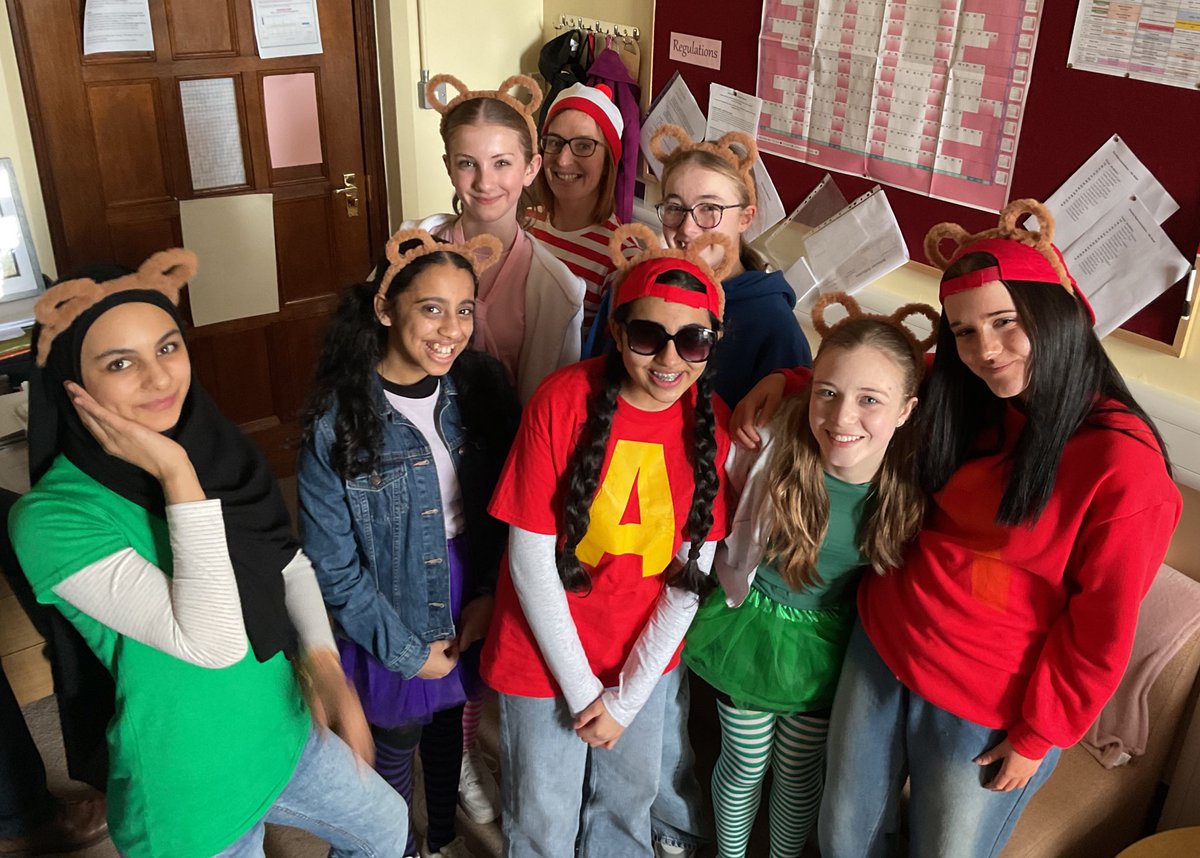 Geography@BoltonSchool (@bsgdgeography) on Twitter photo Where’s Wally? Hiding amongst Alvin and the chipmunks and chipettes! #worldbookday2025 <a href="/LynneDKyle/">Lynne Kyle</a> <a href="/BSGDLowerSchool/">BSGD Lower School</a> Where’s Wally? Hiding amongst Alvin and the chipmunks and chipettes! #worldbookday2025 <a href="/LynneDKyle/">Lynne Kyle</a> <a href="/BSGDLowerSchool/">BSGD Lower School</a>