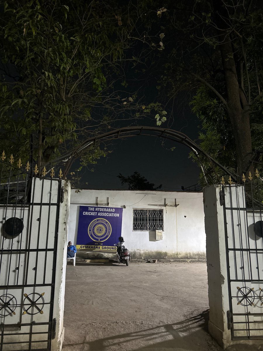 tejareddymora's tweet image. SRH Practice sessions happens at Gymkhana grounds till Sunday ie.. 9th March.

#SRH #OrangeArmy #PracticeSession @SunRisers