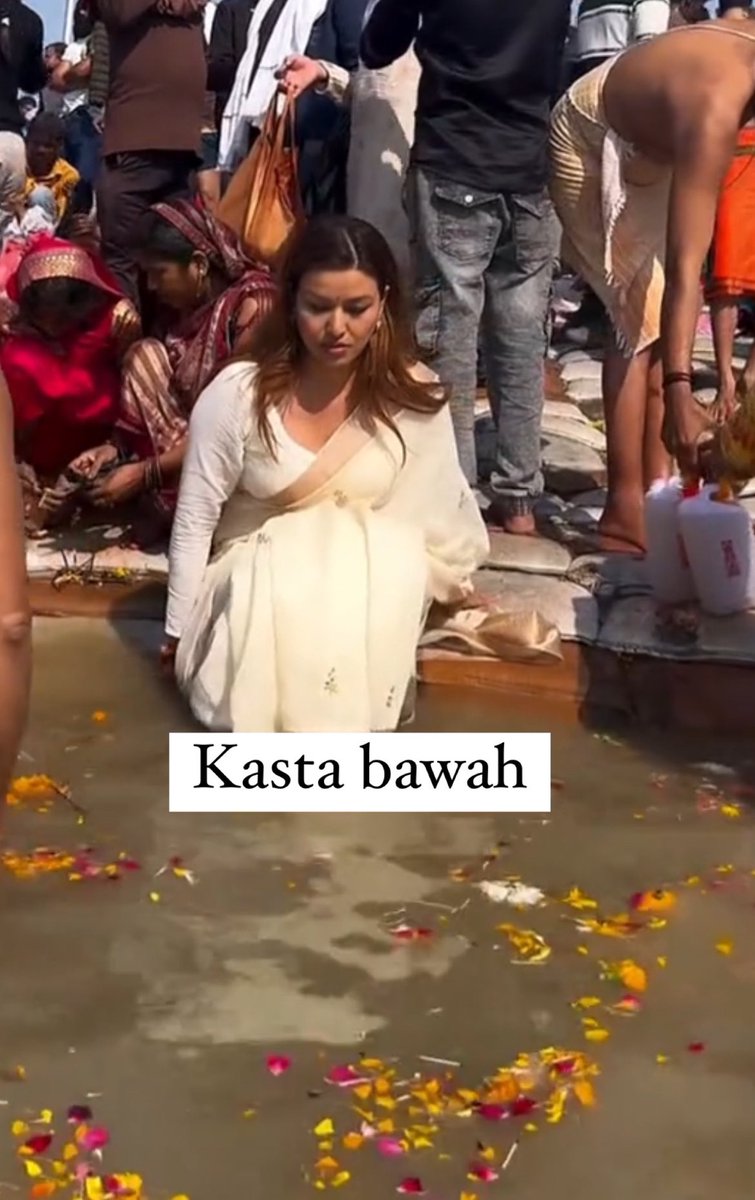 whoopziiy's tweet image. SUNGAI GANGGA, SUNGAI PALING SUCI DI INDIA

Ternyata ada yg bersihnya, 
selama ini tau nya cuma yg kotor nya aja😭