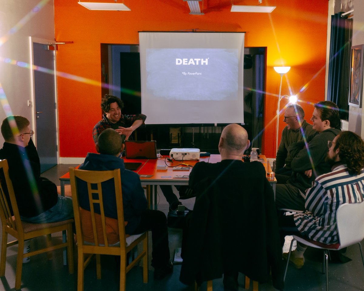 You wouldn’t guess the topic from the smiles in the room…

Last week, we hosted our first Big Movement Social, where Liam Gifford shared an excerpt from his show DEATH by PowerPoint—a heartfelt yet laughter-filled exploration of grief, bereavement, and cherished memories.

Our