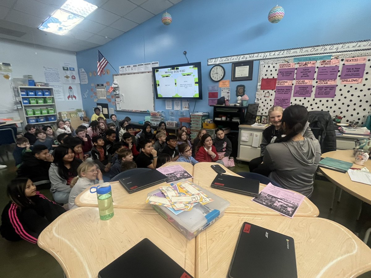 Kelly Clemons tweet media